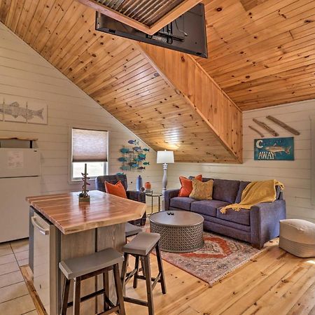 Pet-Friendly Studio With Loft And Mountain Views! Bagian luar foto