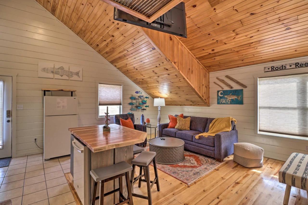Pet-Friendly Studio With Loft And Mountain Views! Bagian luar foto