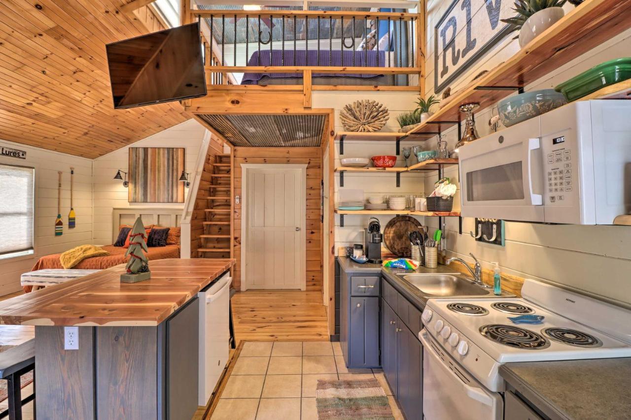 Pet-Friendly Studio With Loft And Mountain Views! Bagian luar foto
