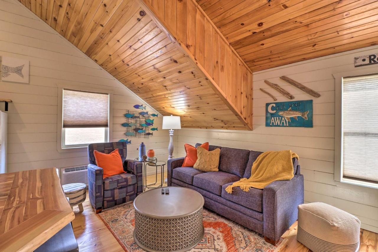 Pet-Friendly Studio With Loft And Mountain Views! Bagian luar foto