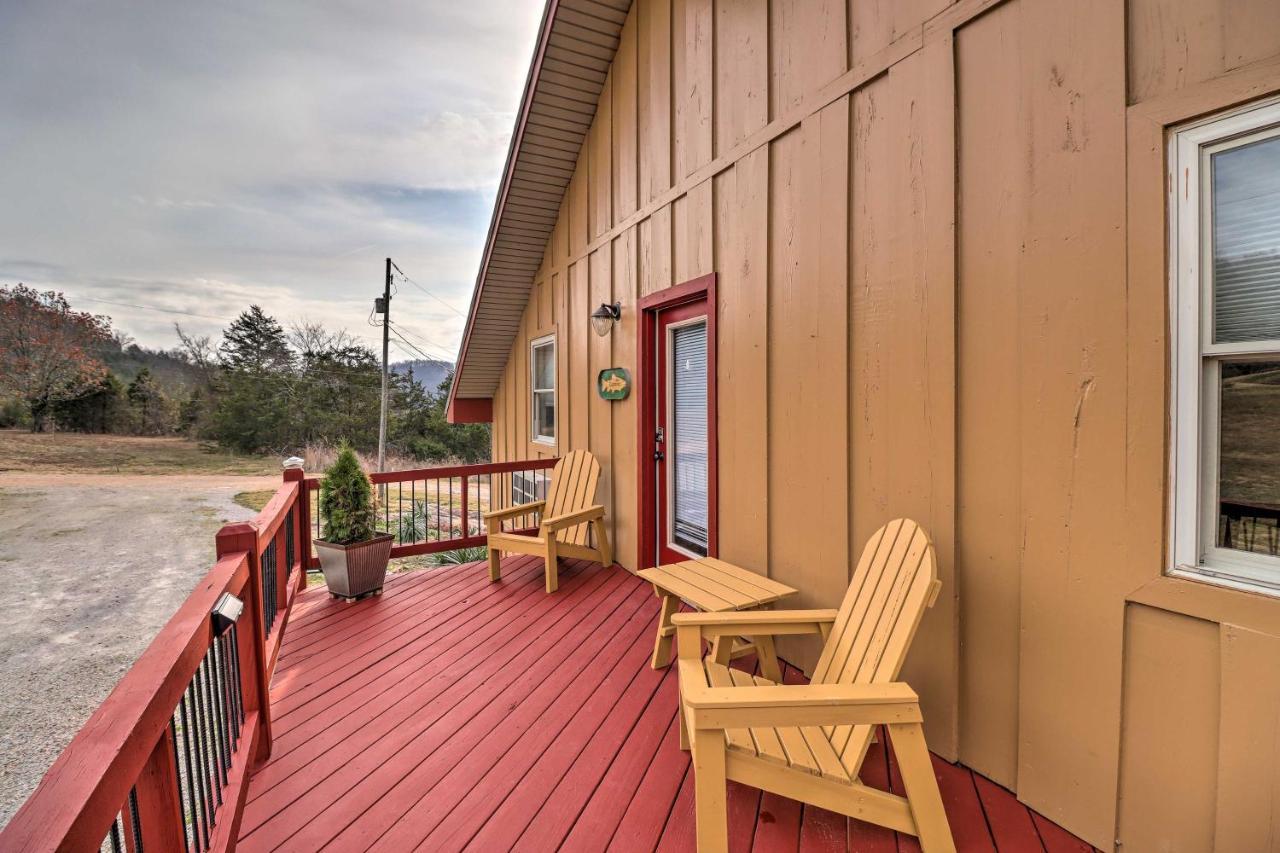 Pet-Friendly Studio With Loft And Mountain Views! Bagian luar foto